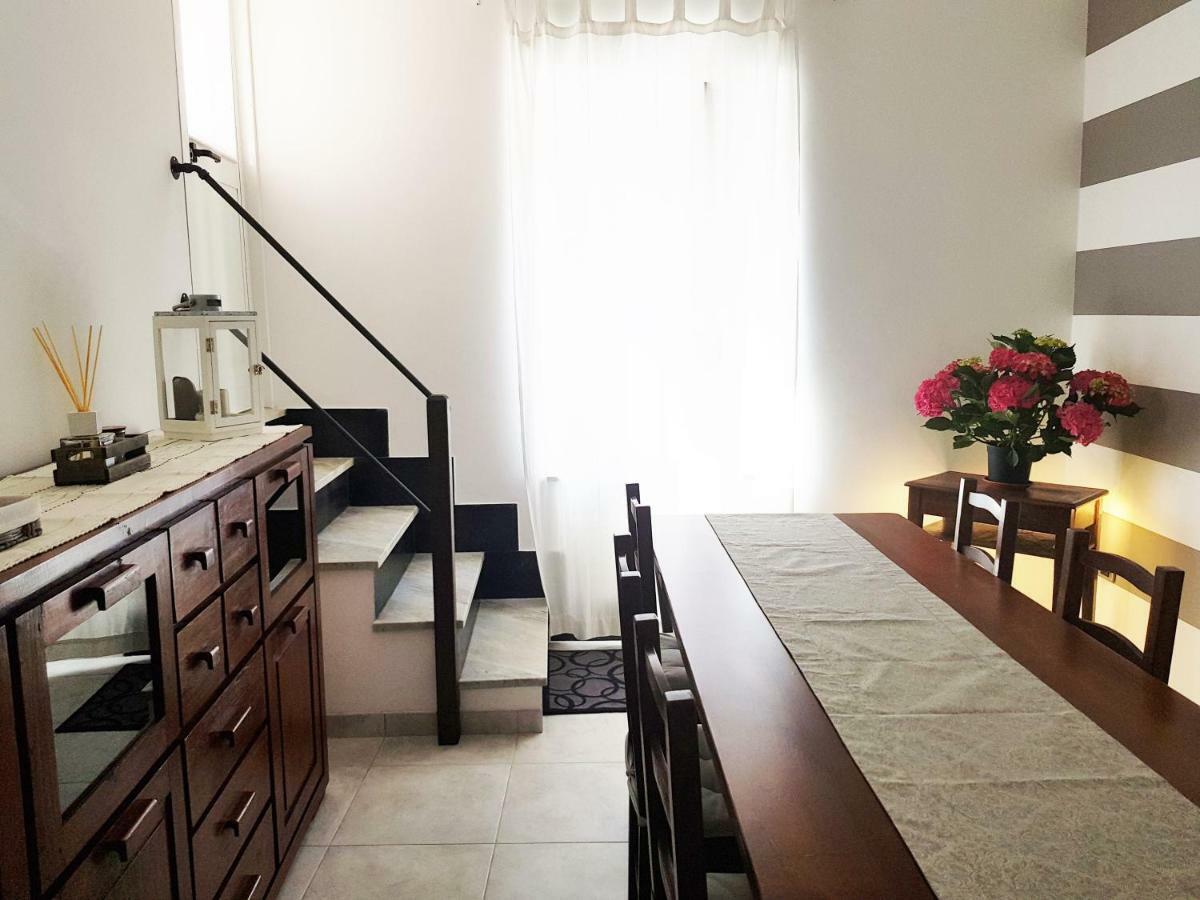 Modern Flat With Panoramic Terrace In Zuccarello 아파트 외부 사진